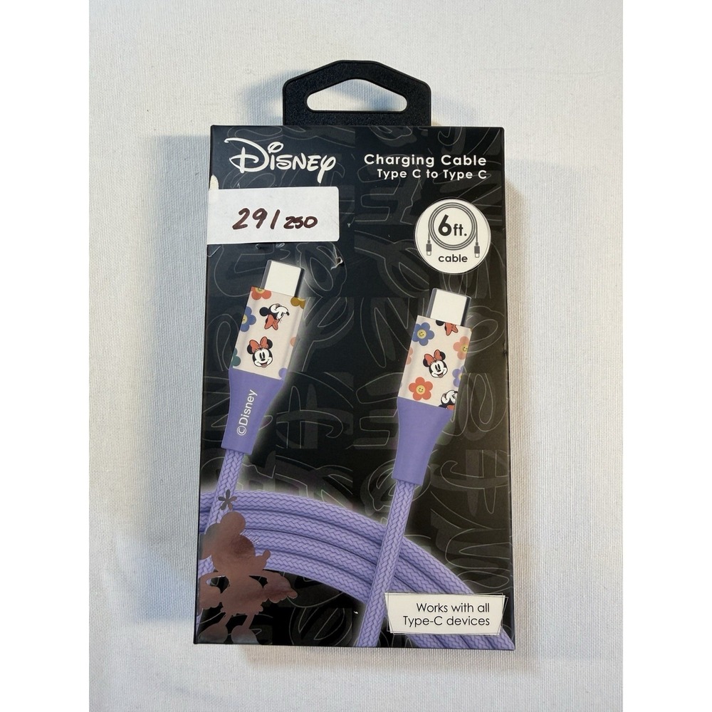 Minnie Mouse Disney‎ Type C to Type C 6 Foot Charging Cable New With Tags